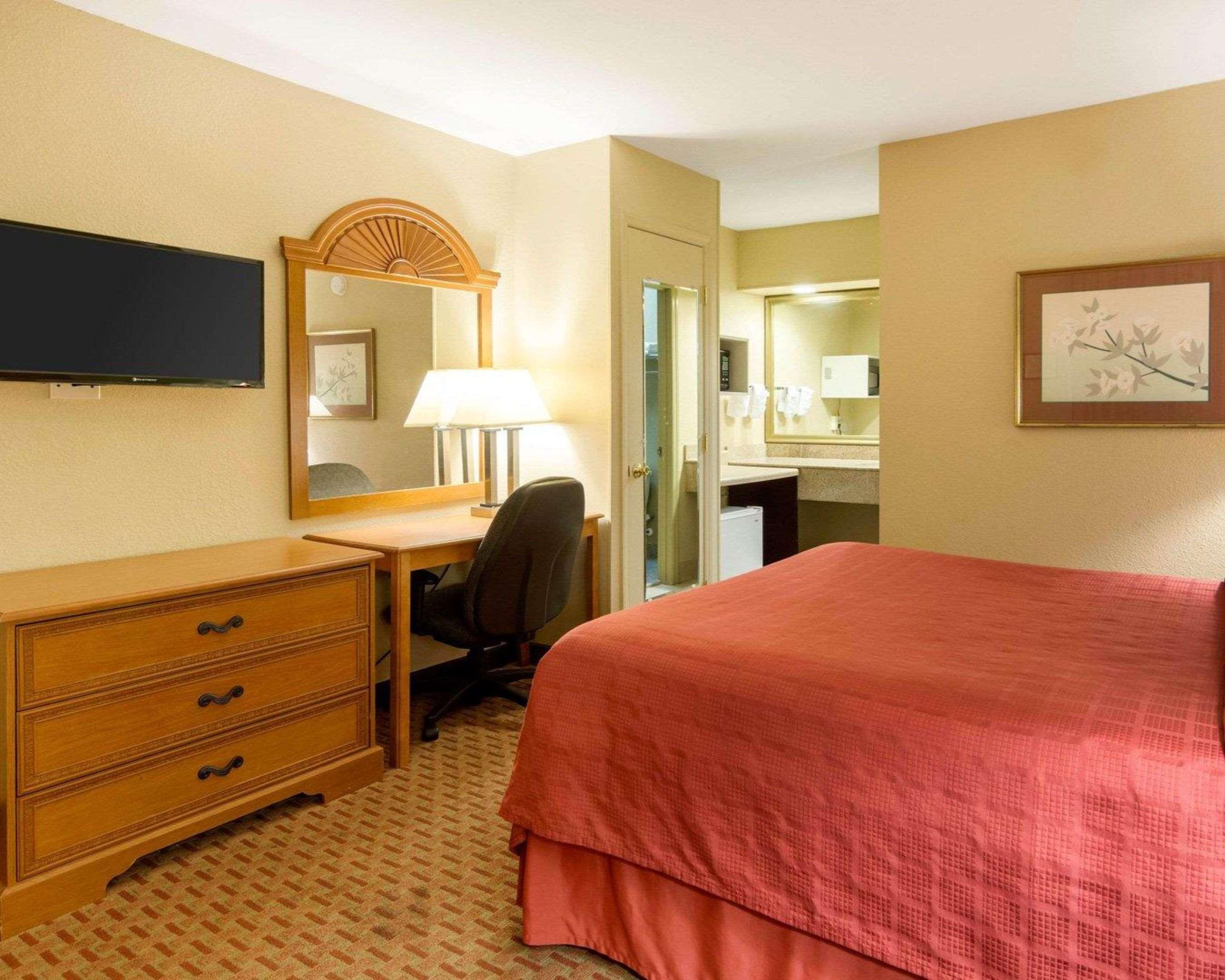 Quality Inn South Hill I-85 Exteriör bild